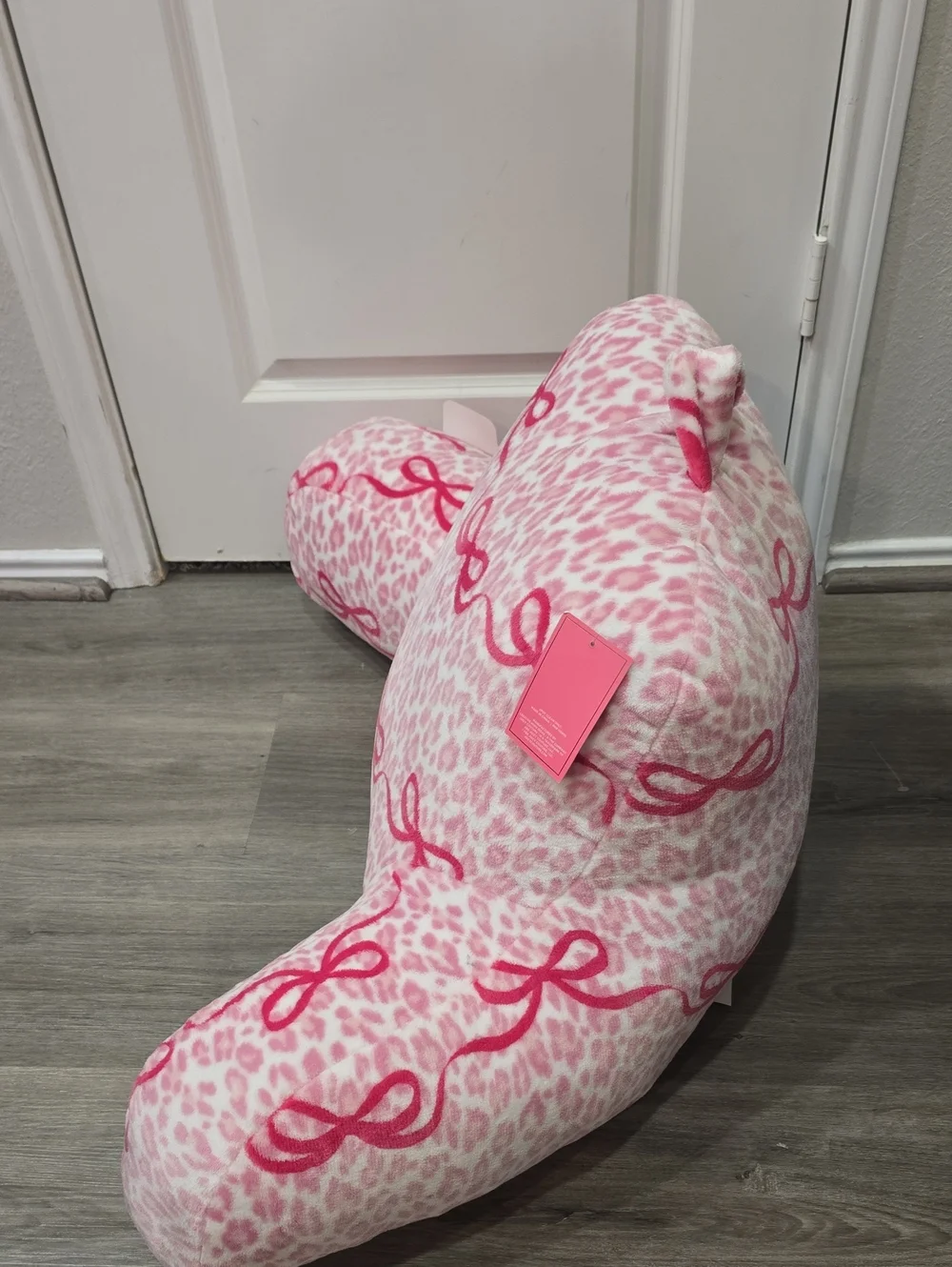 Juicy Couture Home Leopord Print & Bows Plush Bed Rest Pillow w/Cell Holder